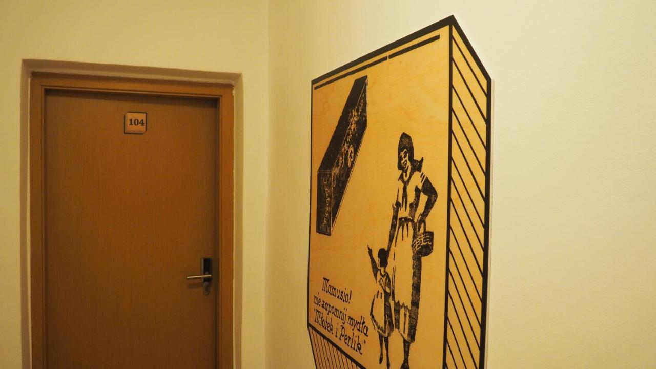 Hostel Mlotek I Perlik Tarnowskie Gory Bagian luar foto