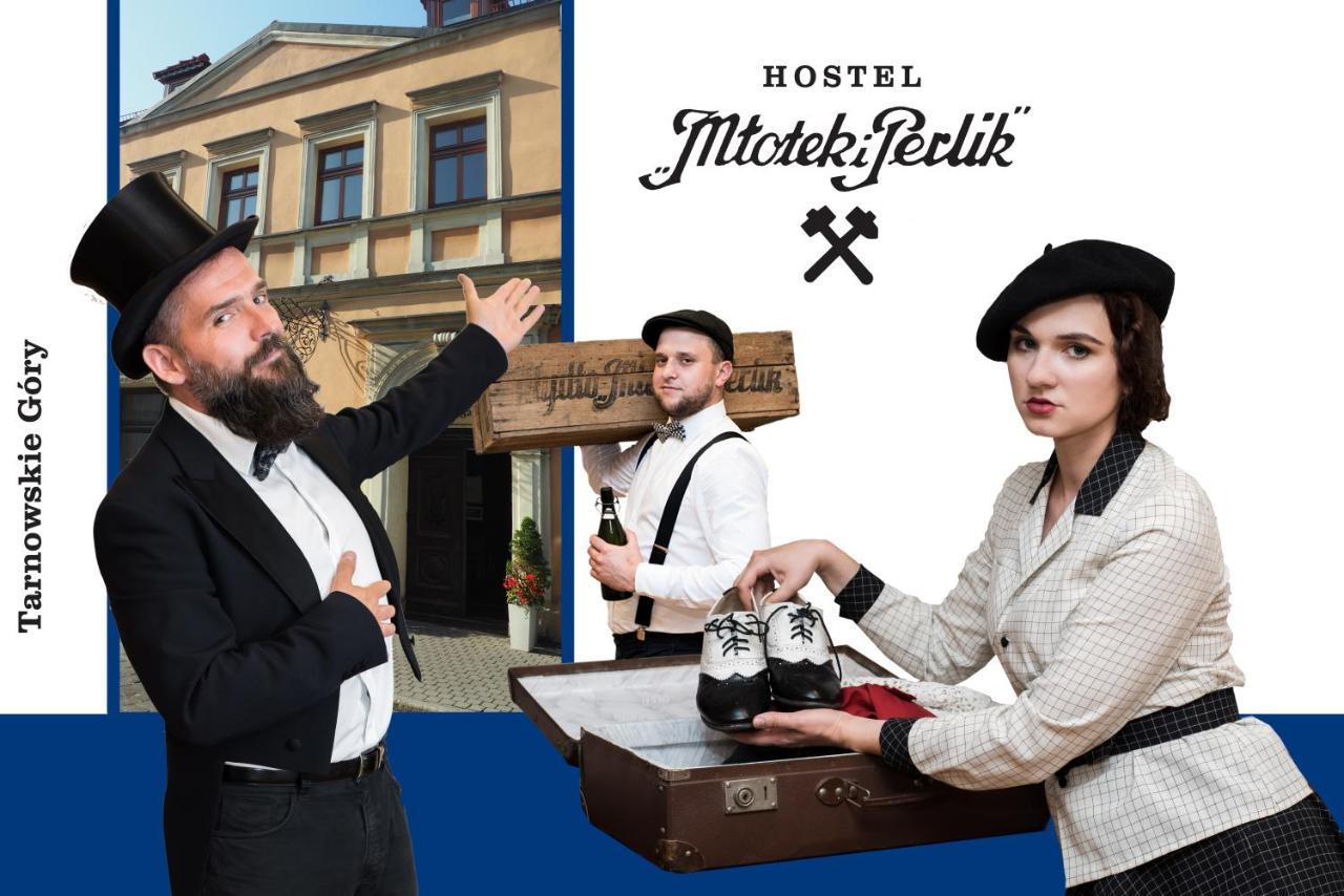 Hostel Mlotek I Perlik Tarnowskie Gory Bagian luar foto