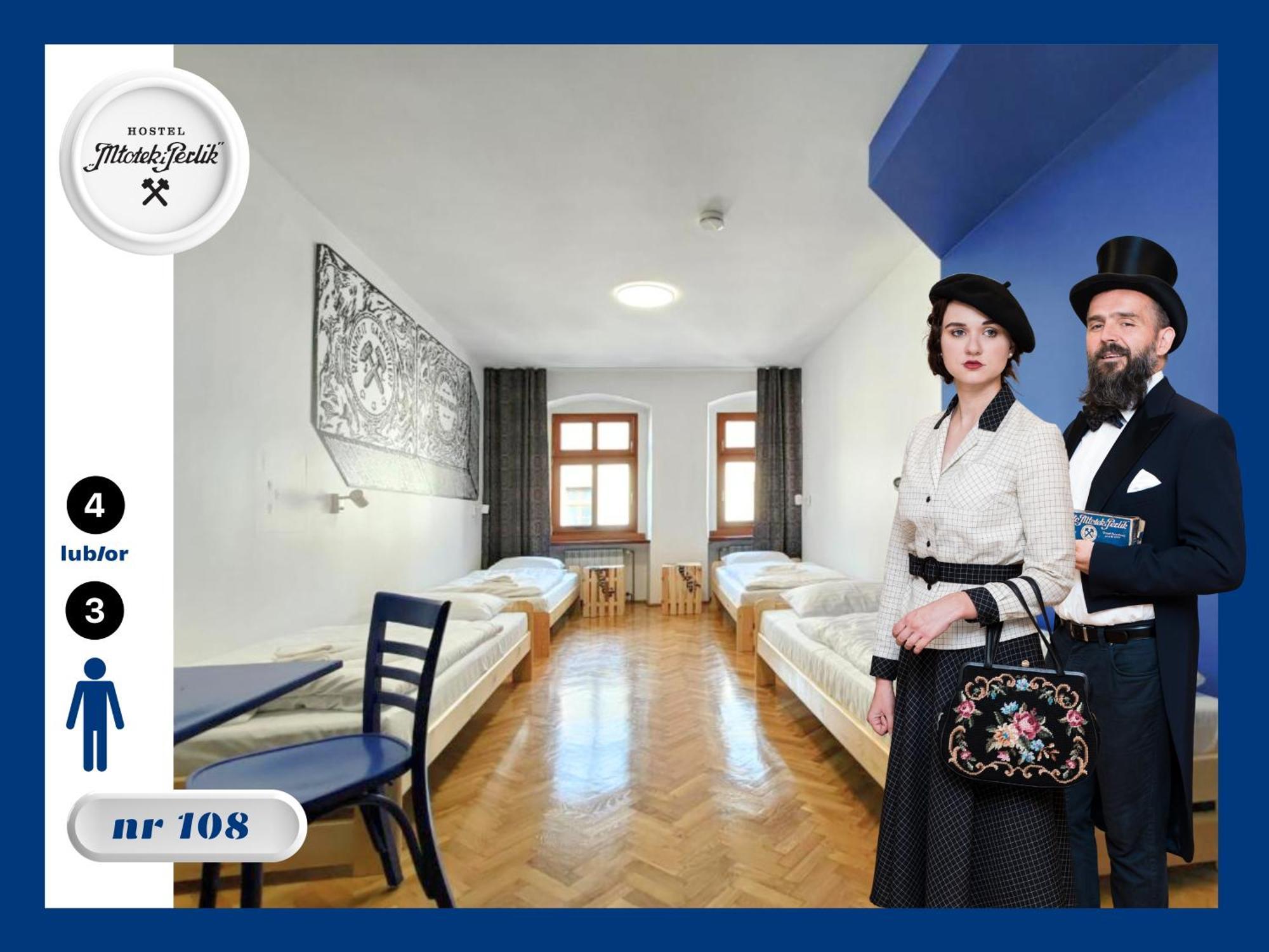 Hostel Mlotek I Perlik Tarnowskie Gory Bagian luar foto