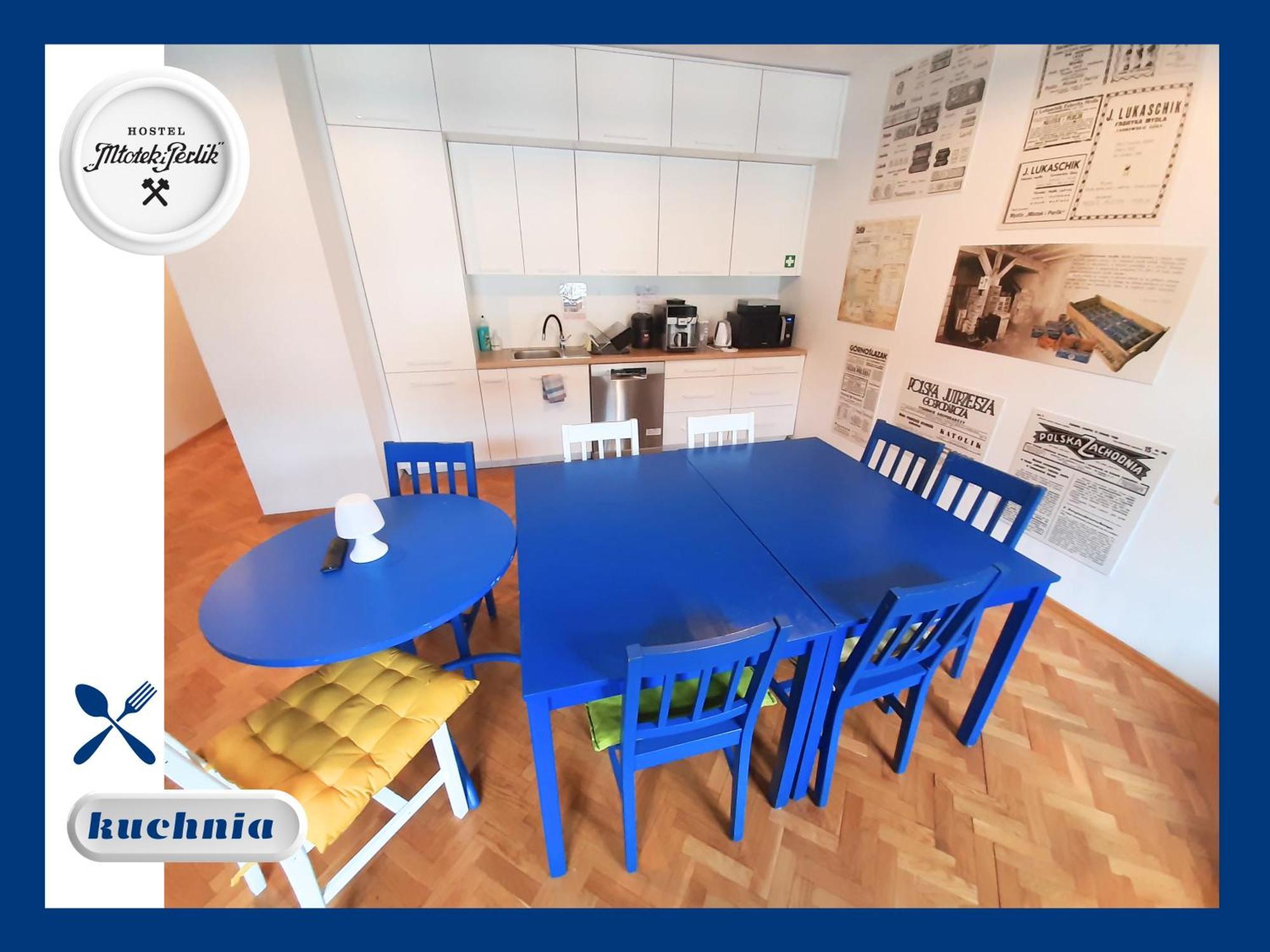Hostel Mlotek I Perlik Tarnowskie Gory Bagian luar foto