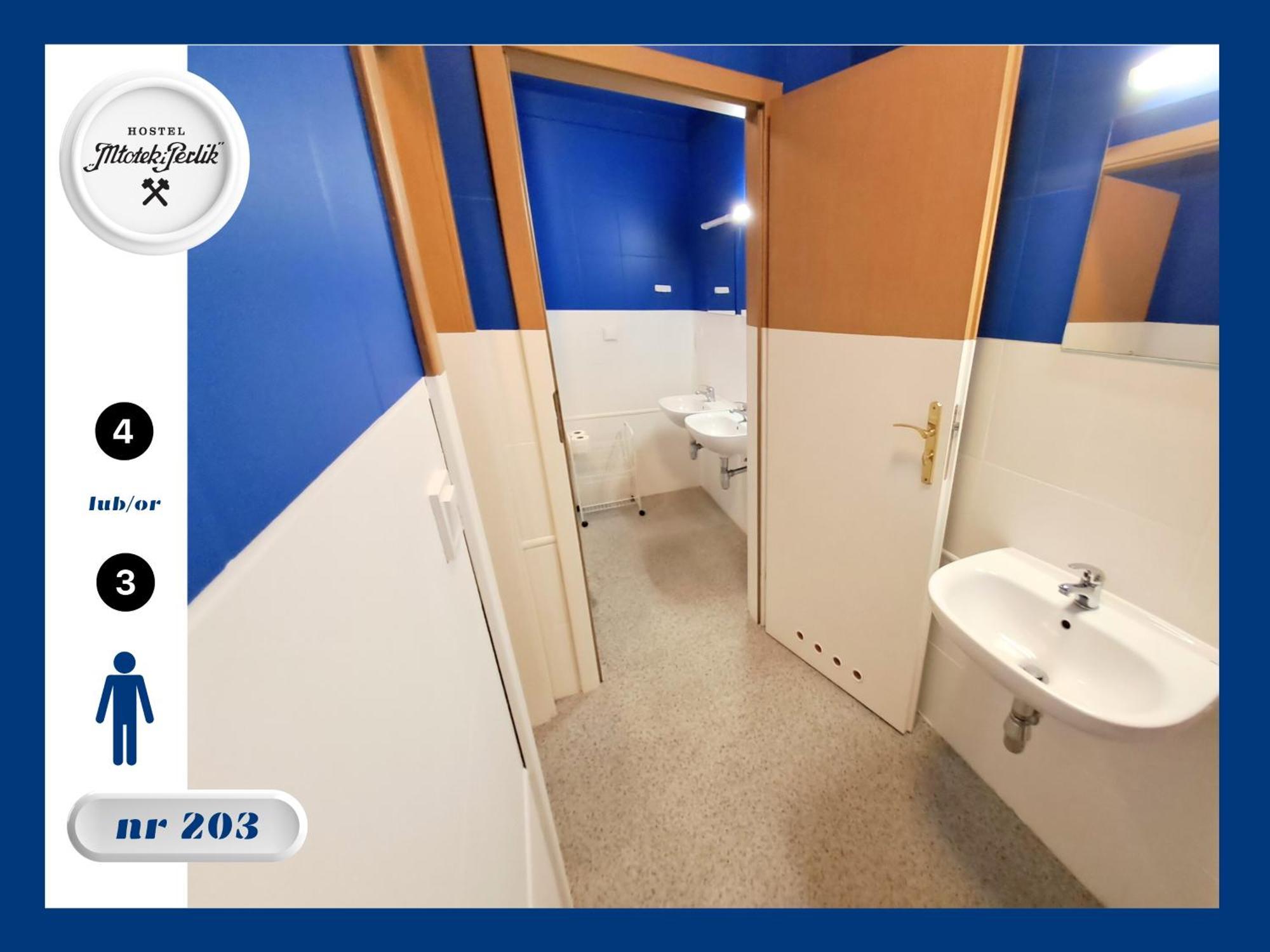 Hostel Mlotek I Perlik Tarnowskie Gory Bagian luar foto
